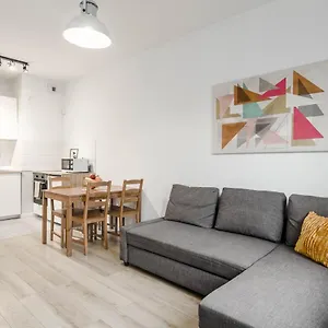  Apartment Chill Airport